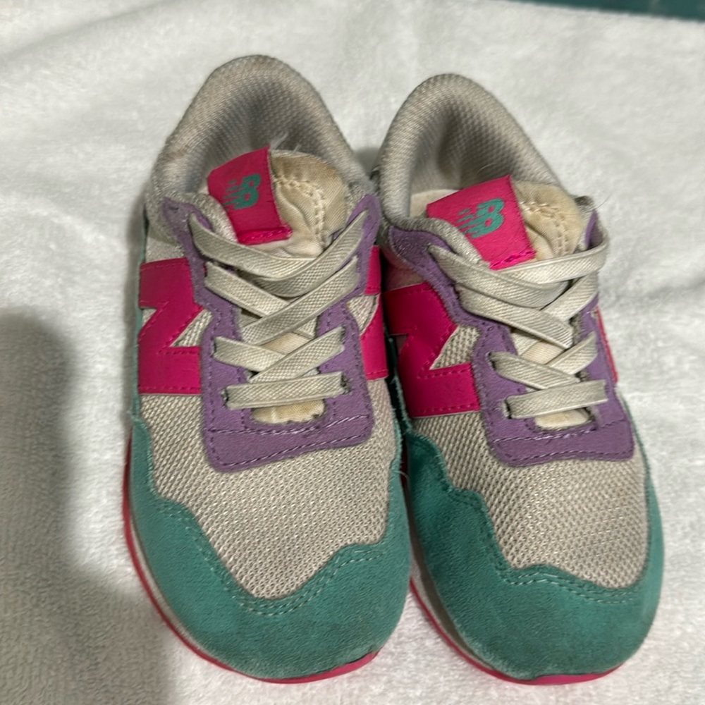 New balance 237